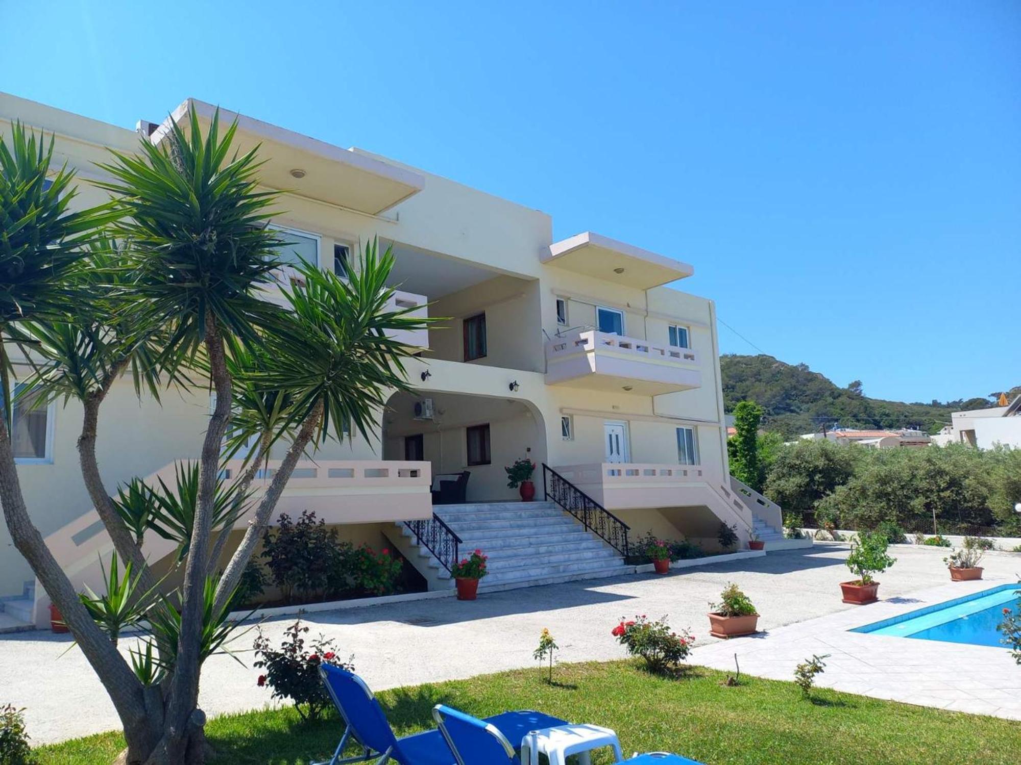 Litinas Apartments With Pool Agia Marina Extérieur photo